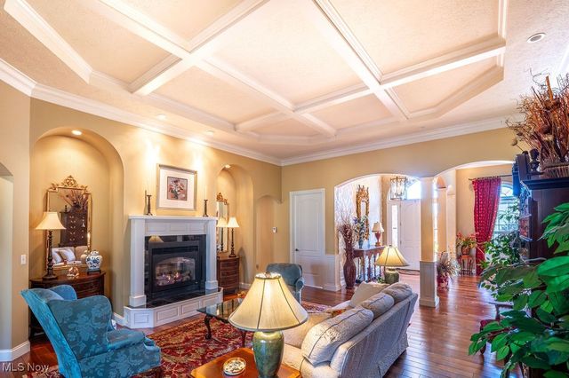 114 Shadowood Lane, Davisville, WV 26142