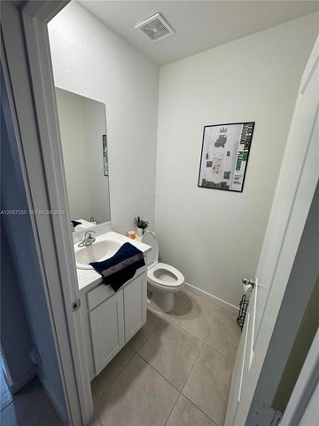 270 NE 12th Street 270, Florida City, FL 33034