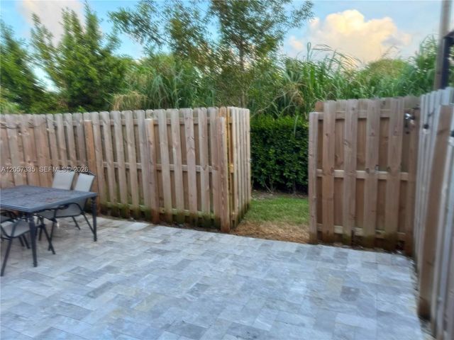 270 NE 12th Street 270, Florida City, FL 33034