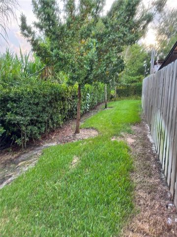 270 NE 12th Street 270, Florida City, FL 33034