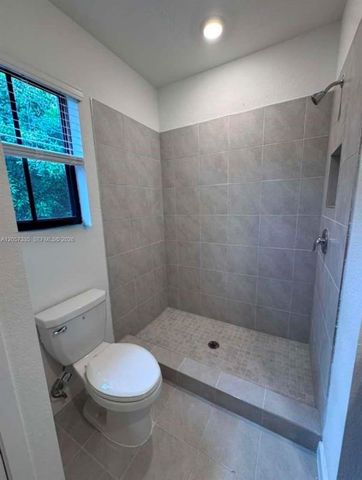 270 NE 12th Street 270, Florida City, FL 33034