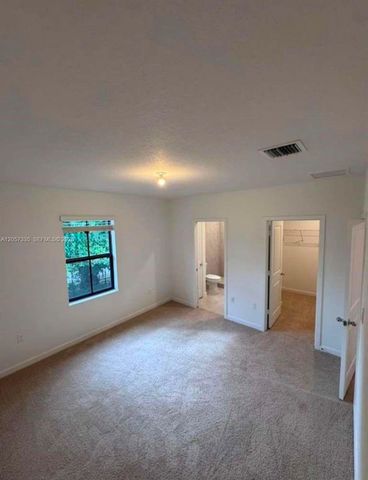270 NE 12th Street 270, Florida City, FL 33034