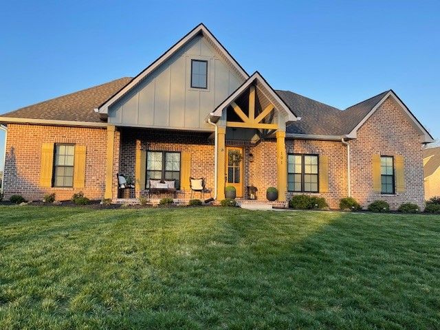 101 Sawyer Ct, Clarksville, TN 37043