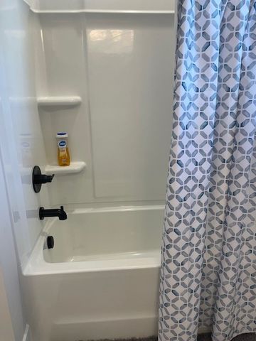 101 Sawyer Ct, Clarksville, TN 37043