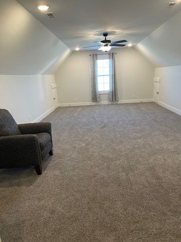 101 Sawyer Ct, Clarksville, TN 37043