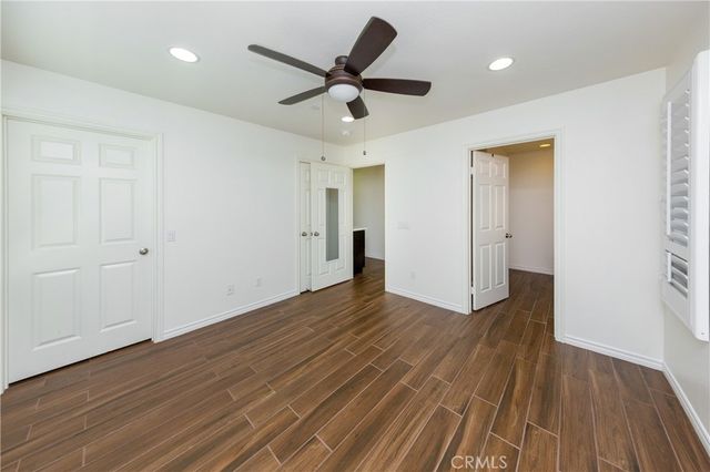 14705 Sherman Way, Van Nuys, CA 91405