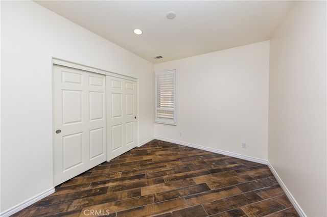 14705 Sherman Way, Van Nuys, CA 91405