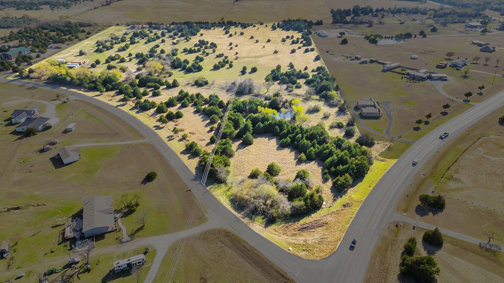 15223 S Fm 372, Valley View, TX 76272