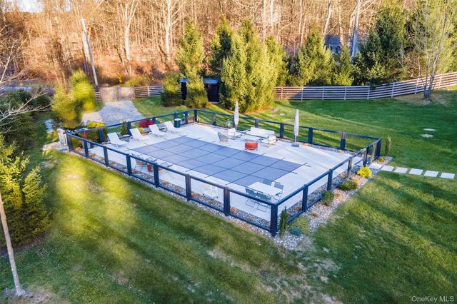 67 Dean Road, Stormville, NY 12582