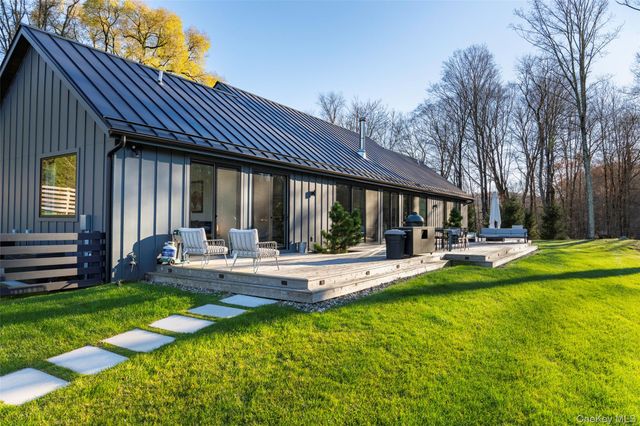 67 Dean Road, Stormville, NY 12582