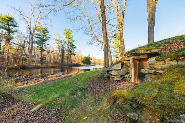 67 Dean Road, Stormville, NY 12582