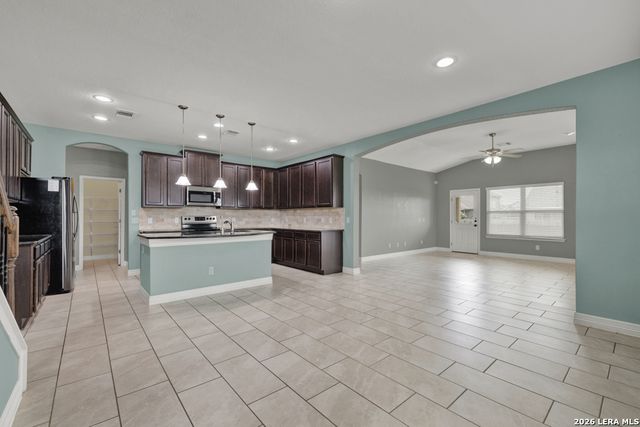 757 Cornflower, New Braunfels, TX 78130