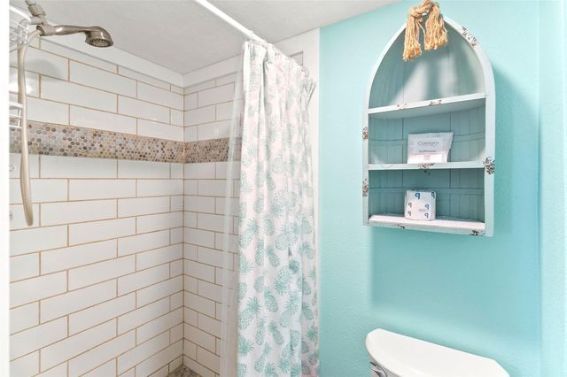 319 Pompano Lane, Surfside Beach, TX 77541