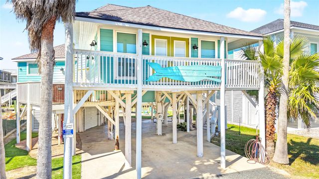 319 Pompano Lane, Surfside Beach, TX 77541
