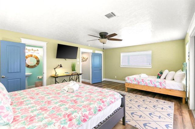 319 Pompano Lane, Surfside Beach, TX 77541