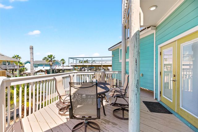 319 Pompano Lane, Surfside Beach, TX 77541