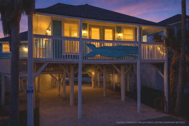 319 Pompano Lane, Surfside Beach, TX 77541