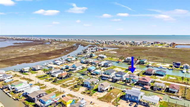 319 Pompano Lane, Surfside Beach, TX 77541