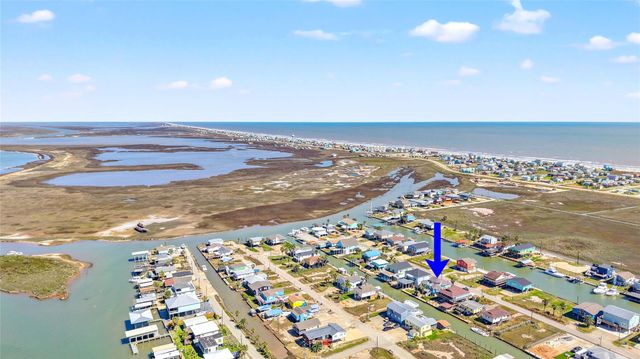 319 Pompano Lane, Surfside Beach, TX 77541