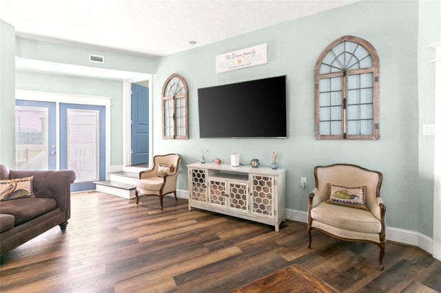 319 Pompano Lane, Surfside Beach, TX 77541