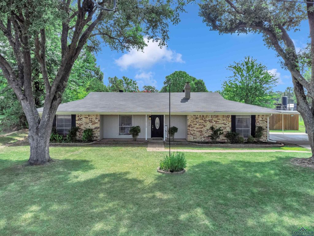 1406 N WHITE OAK RD., White Oak, TX 75693