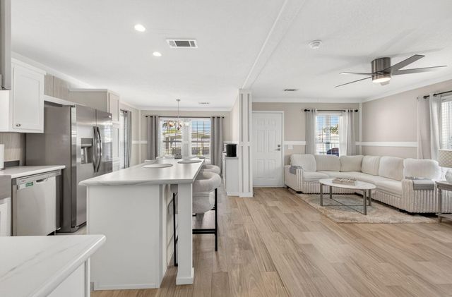 58012 Bahama Bay, Boynton Beach, FL 33436