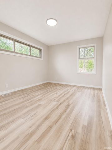 104 S 33Rd Street, South Bend, IN 46615