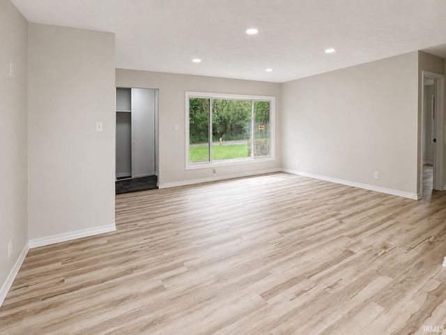 104 S 33Rd Street, South Bend, IN 46615