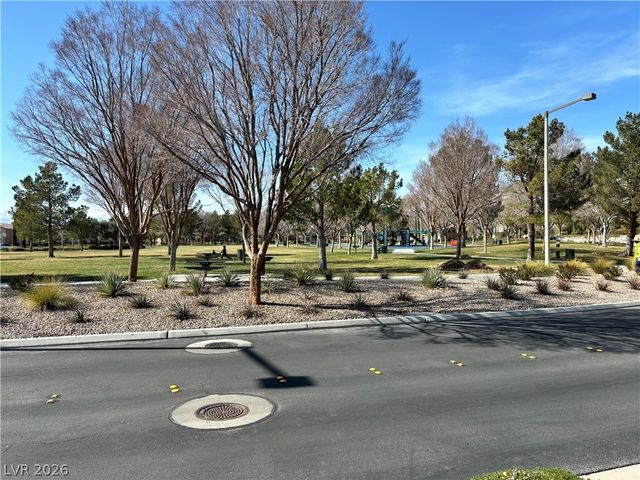 932 Viscanio Place, Las Vegas, NV 89138