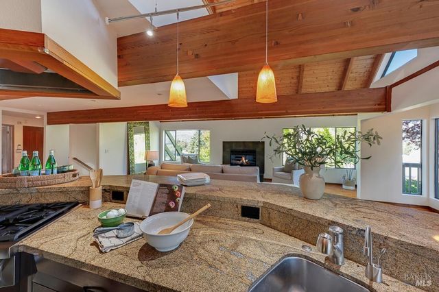 6417 Timber Springs Ct, Santa Rosa, CA 95409