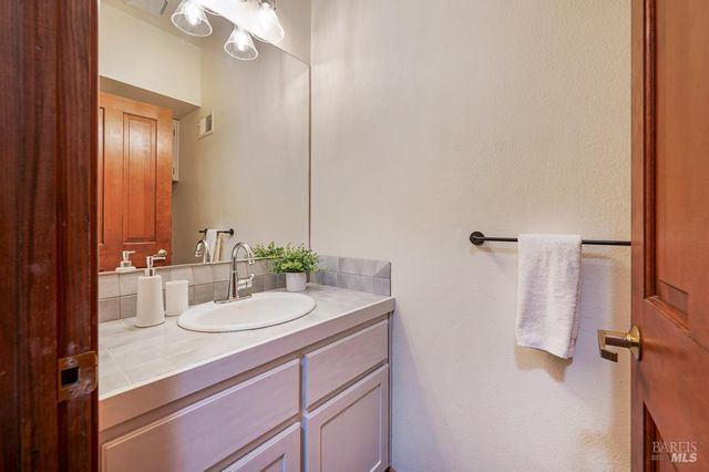 6417 Timber Springs Ct, Santa Rosa, CA 95409