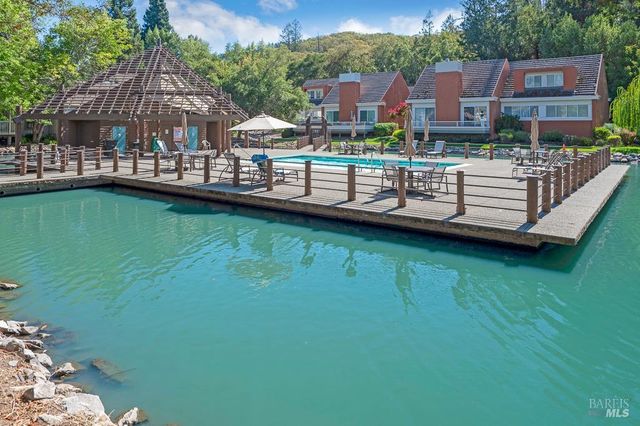 6417 Timber Springs Ct, Santa Rosa, CA 95409