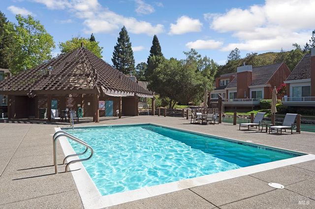 6417 Timber Springs Ct, Santa Rosa, CA 95409