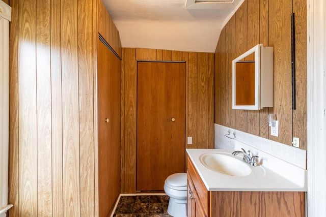 1608 West AVENUE S, La Crosse, WI 54601