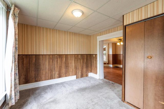 1608 West AVENUE S, La Crosse, WI 54601