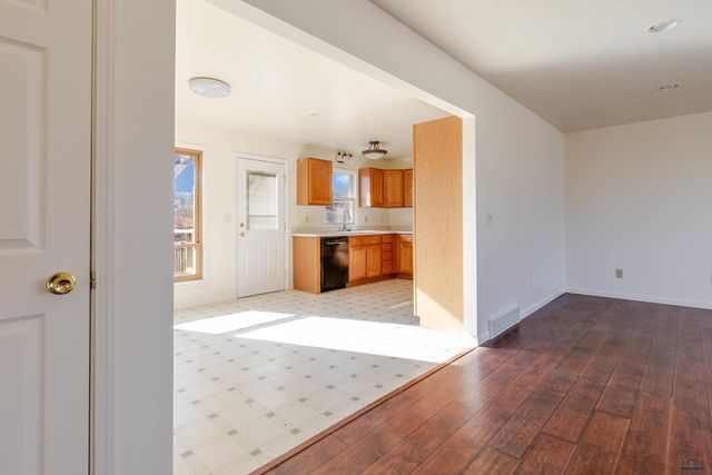 4703 WINDSOR DR, Rapid City, SD 57702