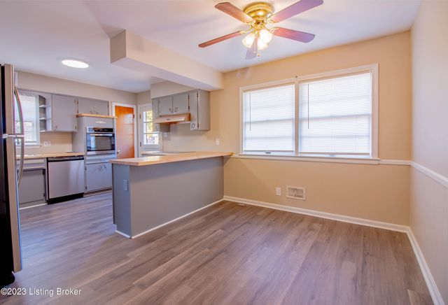 3311 Dogwood Dr, Louisville, KY 40220