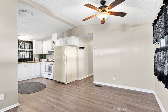 23456 Ottawa 28, Apple Valley, CA 92308