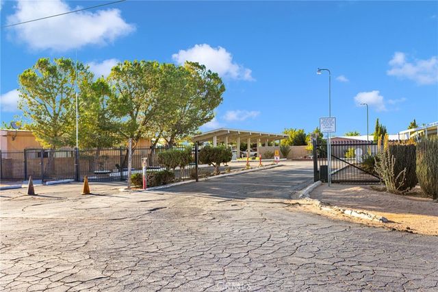 23456 Ottawa 28, Apple Valley, CA 92308