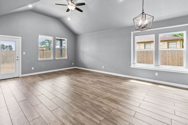 1202 Commerce Drive, Greenville, TX 75401