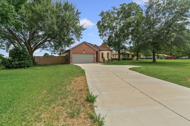 1202 Commerce Drive, Greenville, TX 75401