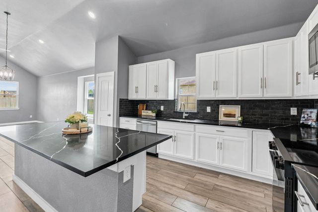 1202 Commerce Drive, Greenville, TX 75401