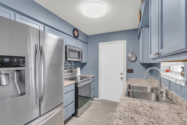 129 Liesa Street, Alvarado, TX 76009