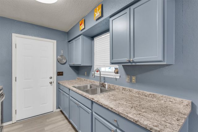 129 Liesa Street, Alvarado, TX 76009