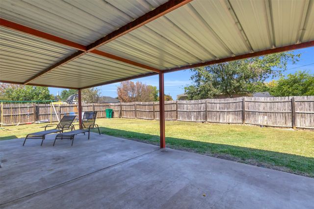 129 Liesa Street, Alvarado, TX 76009