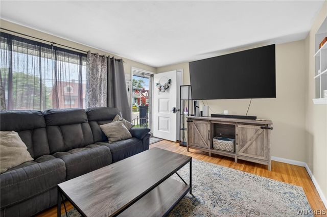 37 Lorraine Avenue, Buffalo, NY 14220