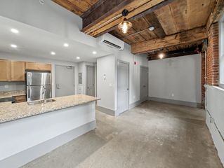 90 Grove St LL1, Worcester, MA 01605