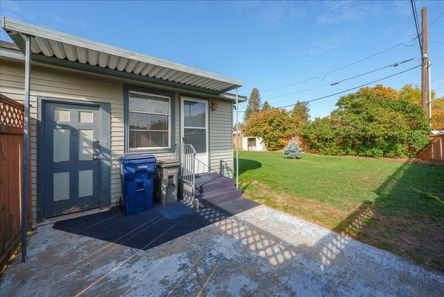 104 W FRANKLIN Ct, Spokane, WA 99205