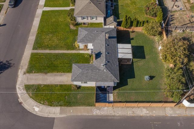 104 W FRANKLIN Ct, Spokane, WA 99205