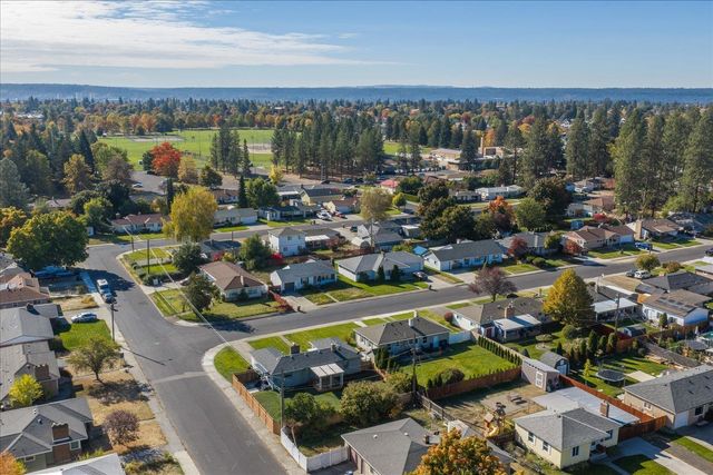 104 W FRANKLIN Ct, Spokane, WA 99205